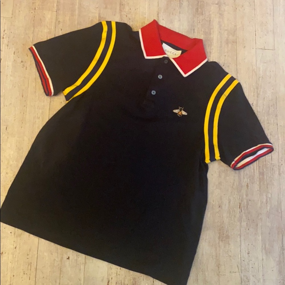 AUTHENTIC Men’s Gucci polo style shirt
